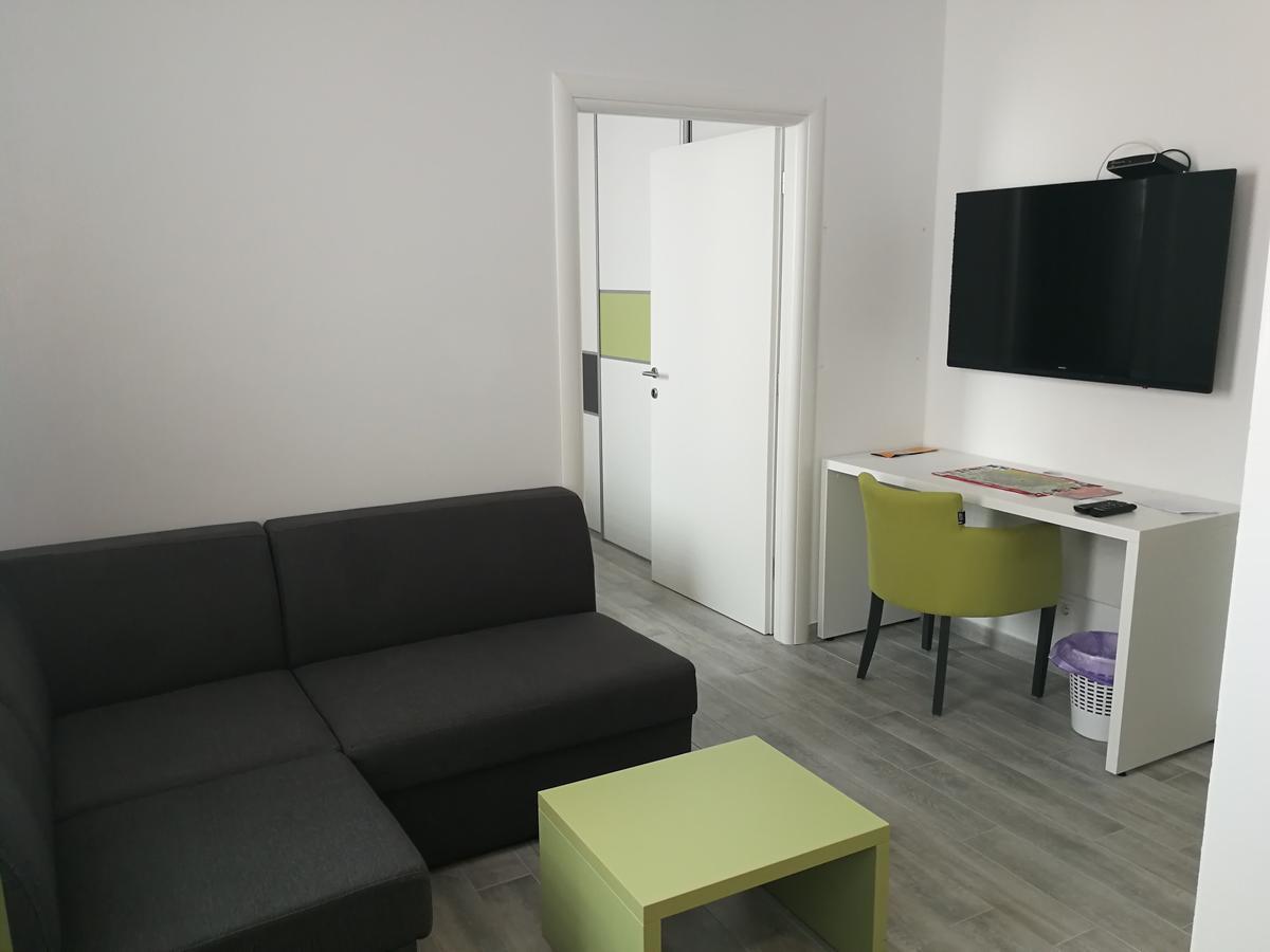 3F Hostel Zagreb Bagian luar foto