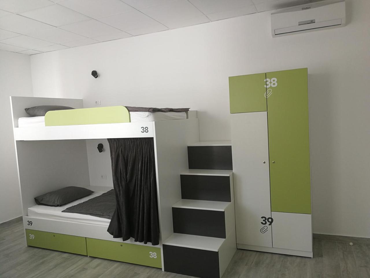 3F Hostel Zagreb Bagian luar foto
